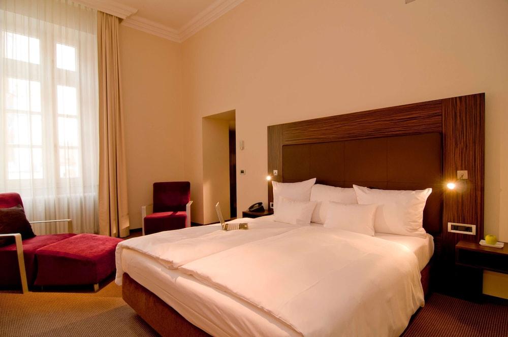 Herzogshof - Boutique-Hotel Am Dom Regensburg Eksteriør bilde